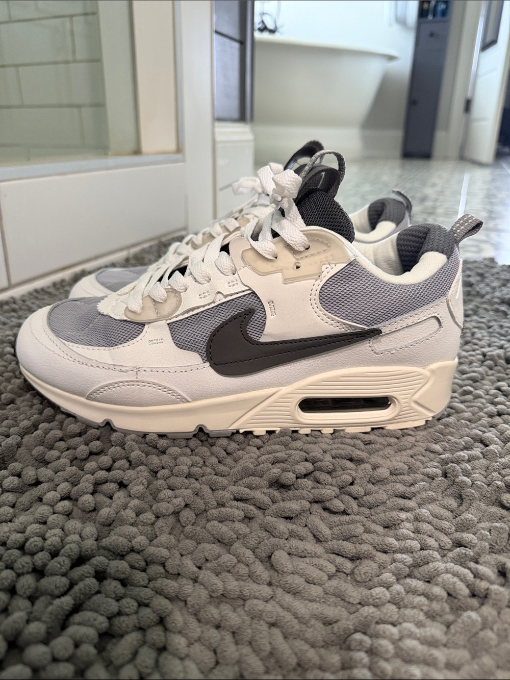 Nike Men's Low-Top Sneakers - White, Gray & Black